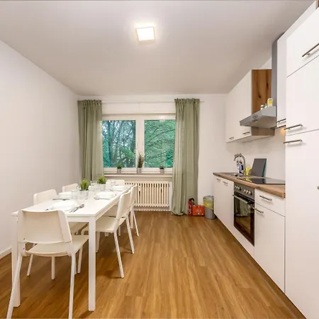 With Balcony In Apartment Lippstadt